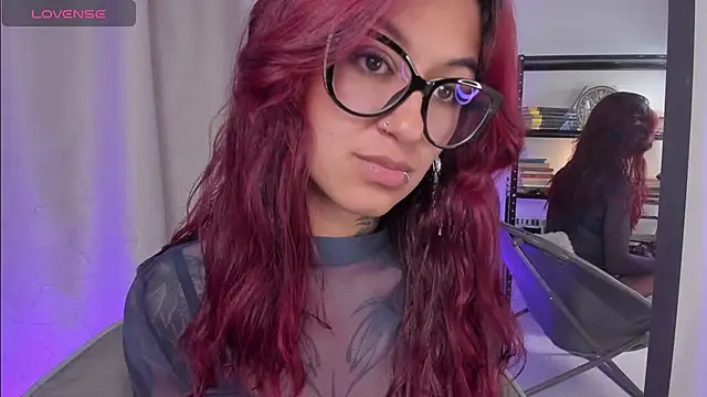 noemi foxxx online show from 05.26.26