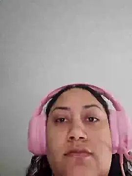 honeeyyy pot online show from 03.12.25