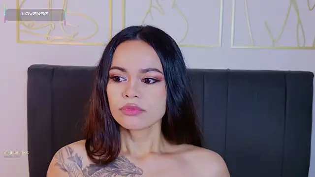 summer holiday online show from 04.25.26