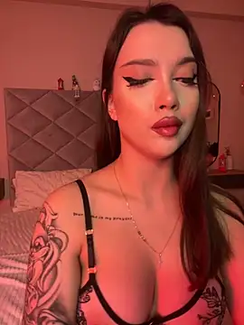 Snapshot of BamBam_XO chatting on 12.27.24 BamBam XO online show from 12.27.24