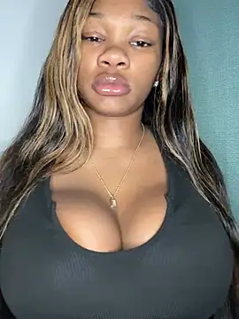 CharismaaBanx online show from 12.28.24