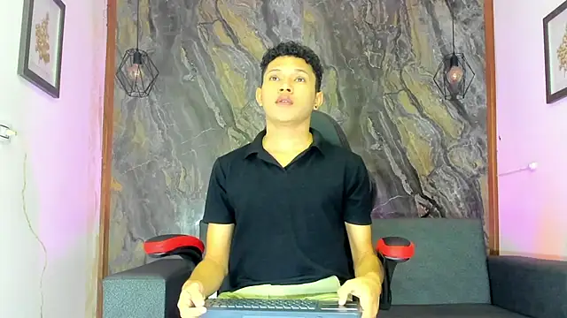 liam genner  online show from 01.27.25