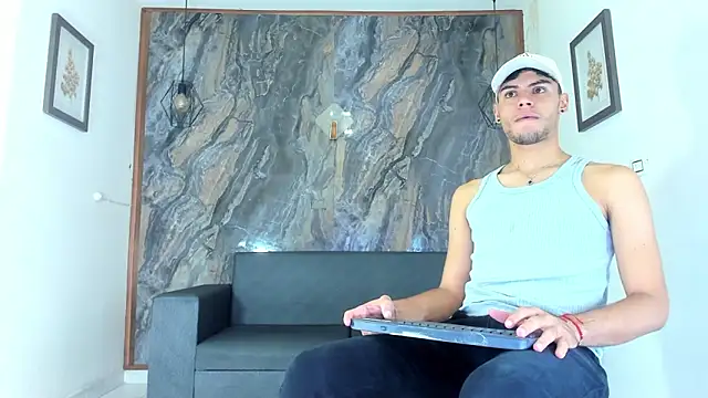 liam genner  online show from 02.02.25