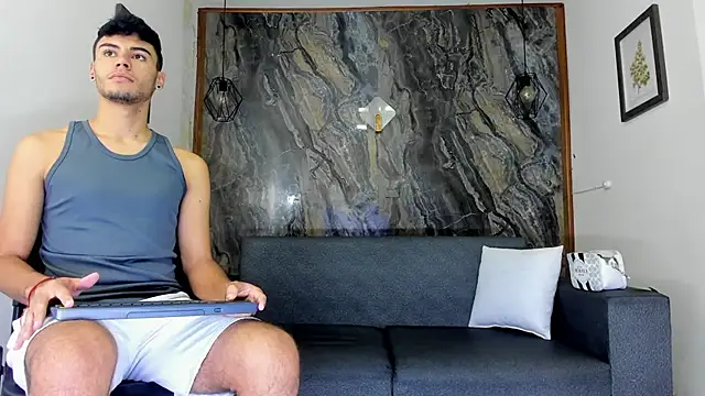 liam genner  online show from 02.20.25