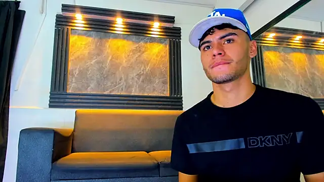 liam genner  online show from 09.12.25