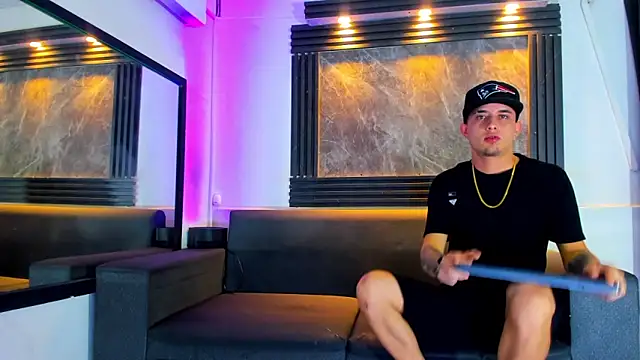 liam genner  online show from 09.15.25