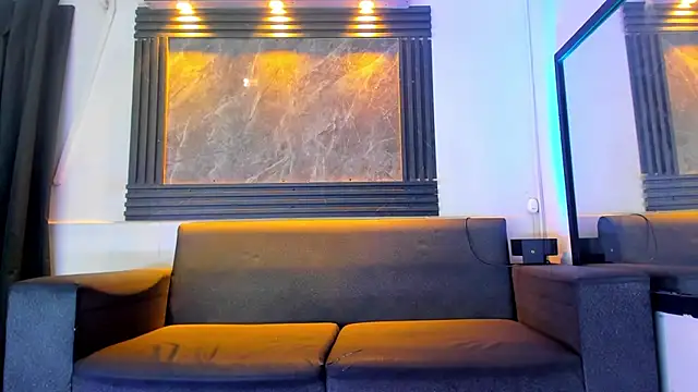 liam genner  online show from 10.03.25