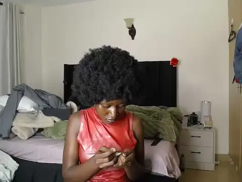Snapshot of thicky_anncy chatting on 07.29.26 thicky anncy online show from 07.29.26