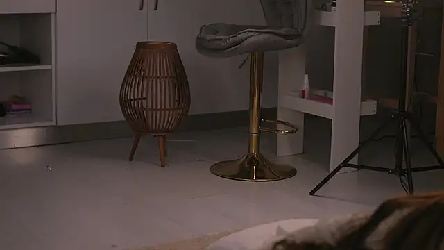 ButterflyLeah online show from 12.18.25