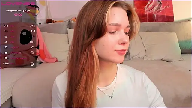 Frau Lina online show from 10.26.25