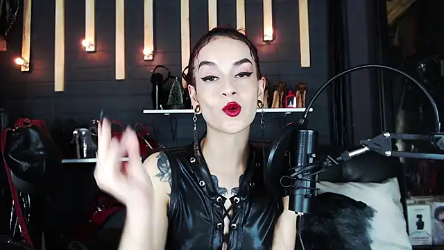 Snapshot of Liilith_goddess_ chatting on 12.08.24 Liilith goddess online show from 12.08.24