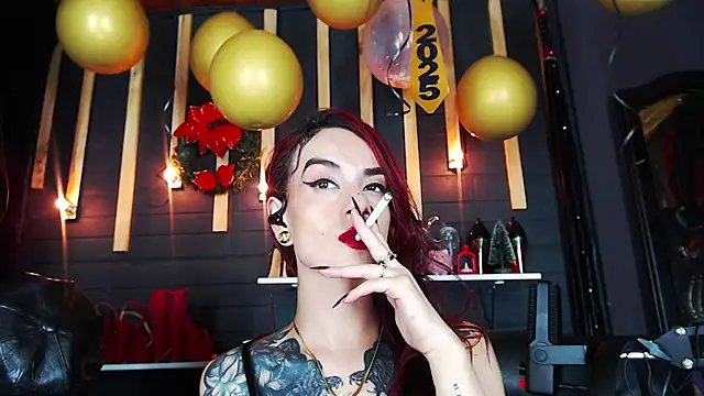 Snapshot of Liilith_goddess_ chatting on 01.05.25 Liilith goddess online show from 01.05.25