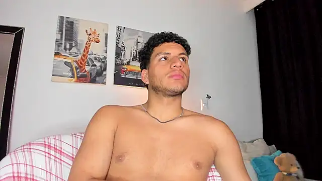 Snapshot of Curlblue chatting on 01.20.25 Curlblue online show from 01.20.25