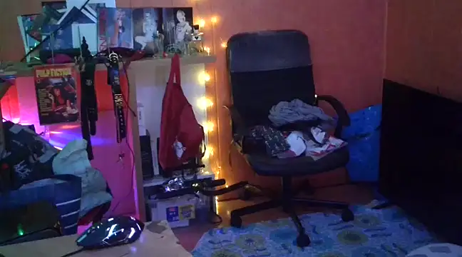 Lia Y PatrickX online show from 01.04.25