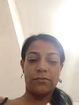 Snapshot of Hellen__4master chatting on 11.04.25 Hellen 4master online show from 11.04.25