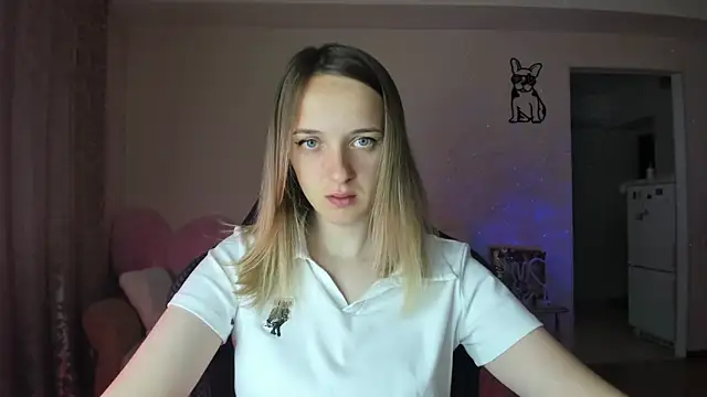 Snapshot of RouseReed chatting on 06.15.26 RouseReed online show from 06.15.26
