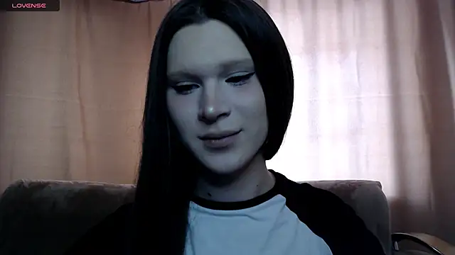 Snapshot of Sexpired_Princess chatting on 02.18.25 Sexpired Princess online show from 02.18.25