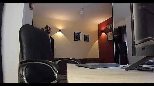 Snapshot of thesexlawyer1 chatting on 12.03.25 thesexlawyer1 online show from 12.03.25