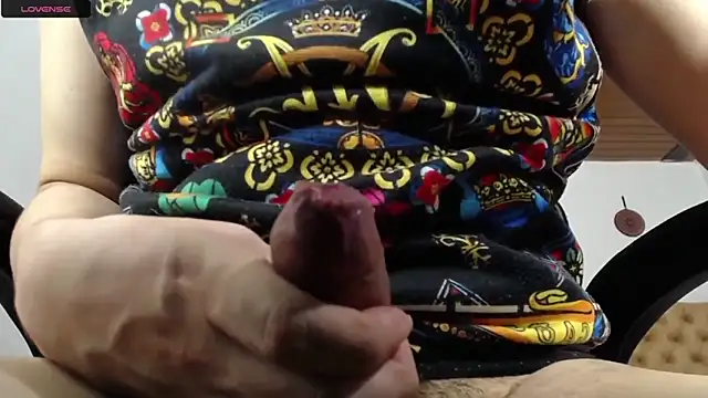 cute eidenx online show from 04.17.26