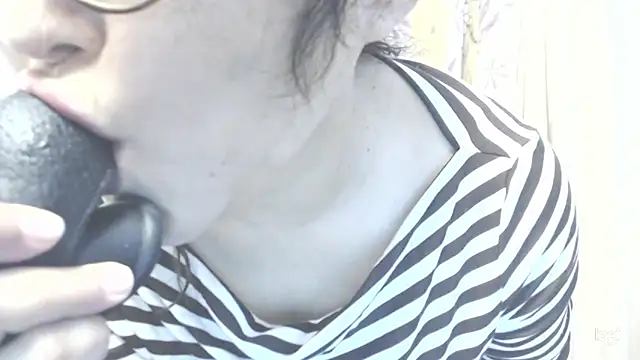 Snapshot of hrnyteacher chatting on 02.28.25 hrnyteacher online show from 02.28.25