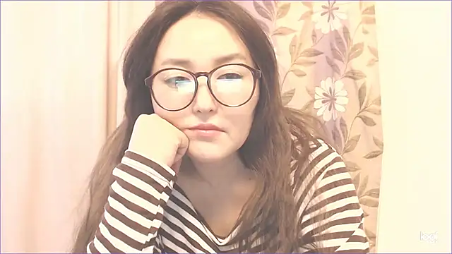 Snapshot of hrnyteacher chatting on 03.13.25 hrnyteacher online show from 03.13.25