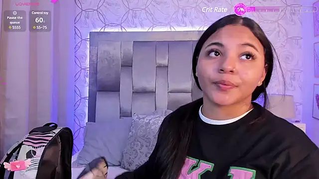 Snapshot of EmmaWeest chatting on 12.26.24 EmmaWeest online show from 12.26.24