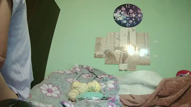 SexyGioconda online show from 10.17.25