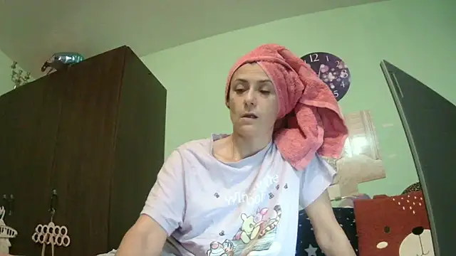 SexyGioconda online show from 11.17.25