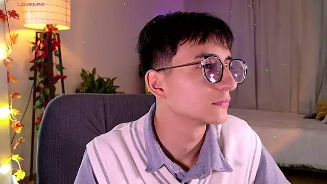 Snapshot of Mr_evan1 chatting on 03.10.25 Mr evan1 online show from 03.10.25