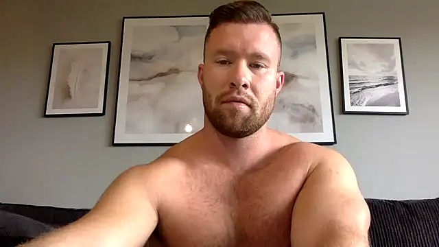 Snapshot of swekingxx chatting on 09.15.25 swekingxx online show from 09.15.25