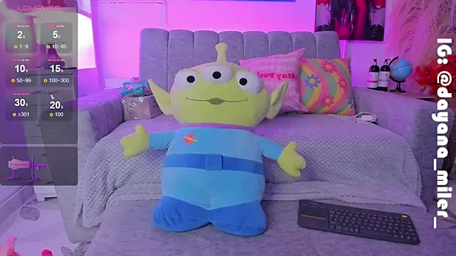 Snapshot of _dayana_miler chatting on 03.14.25 dayana miler online show from 03.14.25