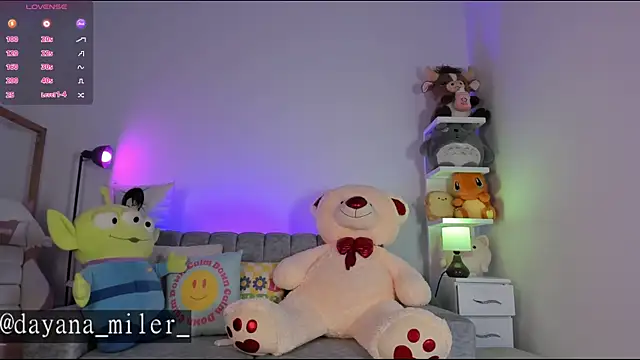 Snapshot of _dayana_miler chatting on 06.05.26 dayana miler online show from 06.05.26
