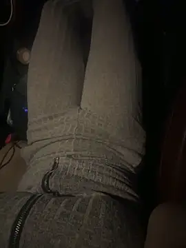 Snapshot of May-Squirt chatting on 11.23.25 May-Squirt online show from 11.23.25