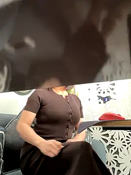 Snapshot of May-Squirt chatting on 11.27.25 May-Squirt online show from 11.27.25