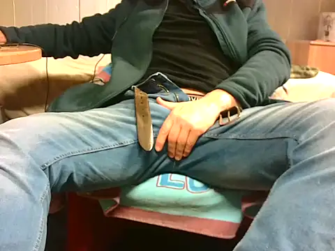 Giulio35 Pika online show from 03.21.26