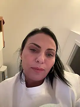 KimKelly13 online show from 04.08.26