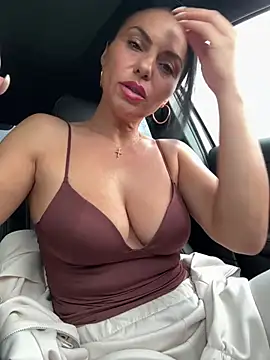KimKelly13 online show from 05.20.26