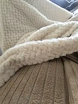 Snapshot of RIP_Curl chatting on 02.12.26 RIP Curl online show from 02.12.26