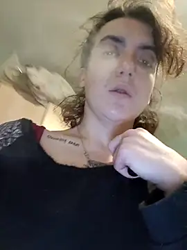 LadyMinnie online show from 10.13.25