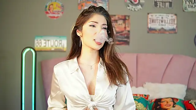 Snapshot of Mayleen_x chatting on 05.16.26 Mayleen x online show from 05.16.26