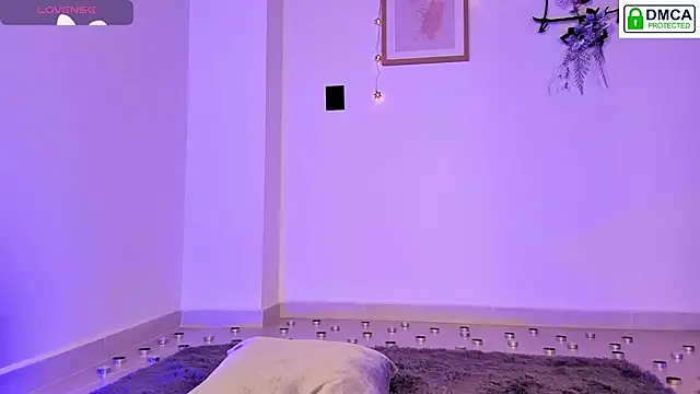 Lilabril online show from 12.15.25