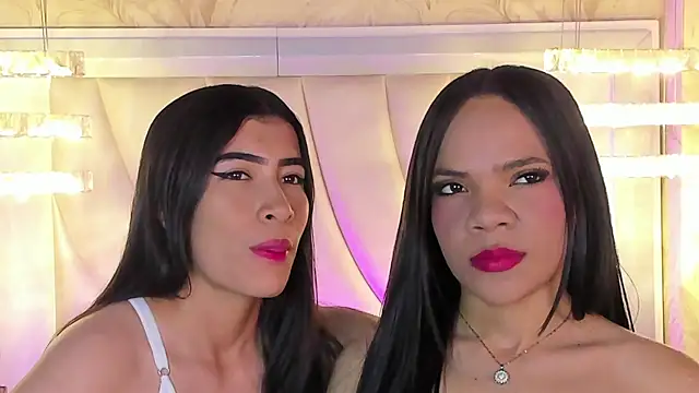 siara and zoe online show from 06.12.26