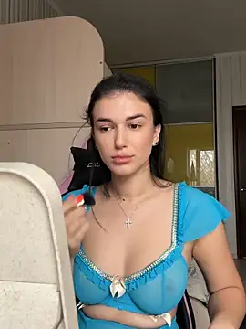 Julietta a online show from 11.25.25