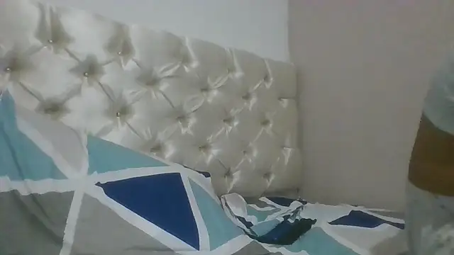 GiveLove1 online show from 12.04.25