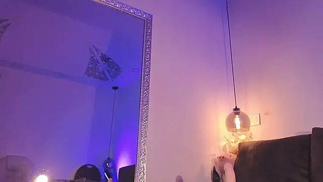 Isabella francoo online show from 03.02.26