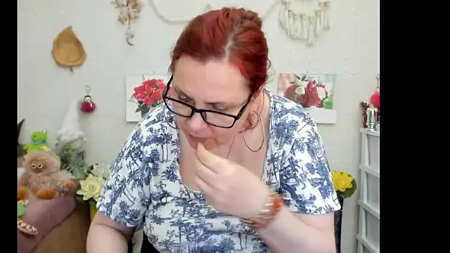 PlayfullMature online show from 09.16.25