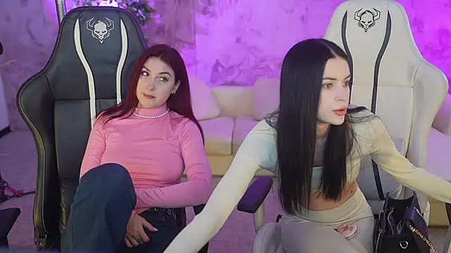 Tina Breeze online show from 02.28.25