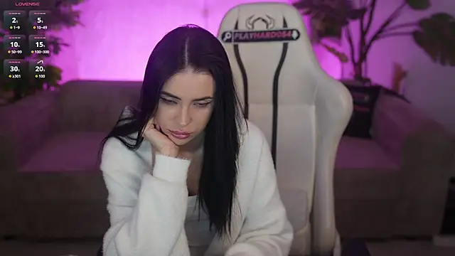 Tina Breeze online show from 04.16.26