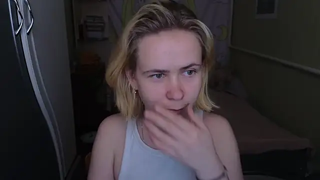 Riley Roo online show from 04.15.26