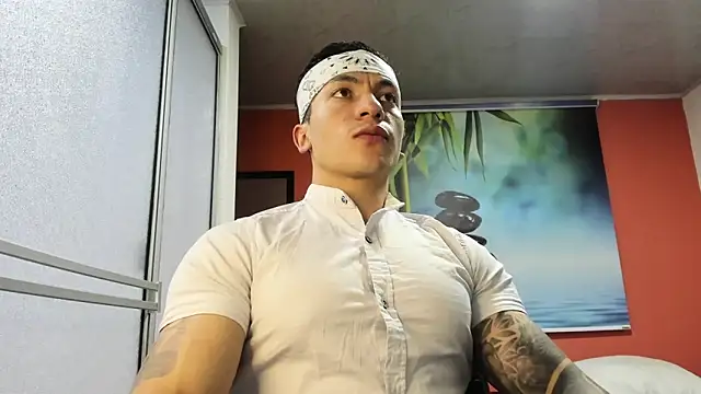 aquiles 51 online show from 04.07.26